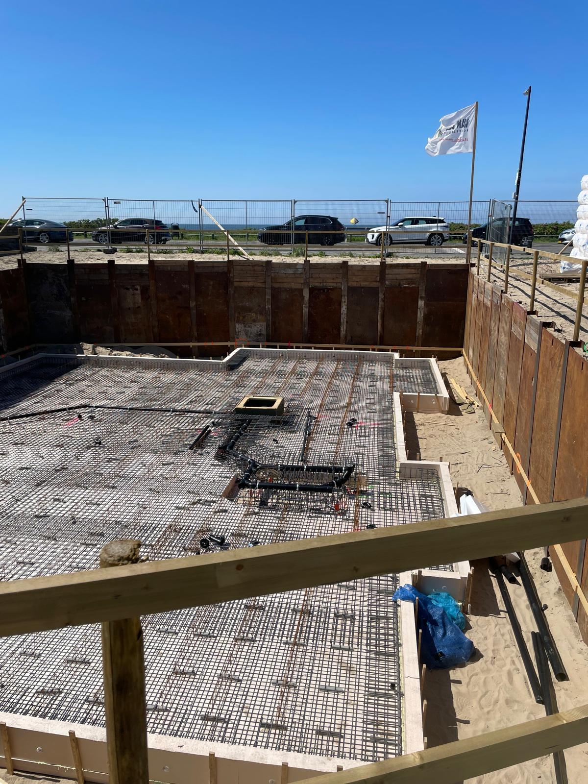 Nieuwbouw fundering met aangelegde riolering door loodgieter KaVuRU aan de kust
